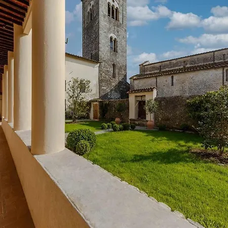 Bed & Breakfast Badia Giulia Prestigious Historical B&b, - Adults Only - No Pets Camaiore
