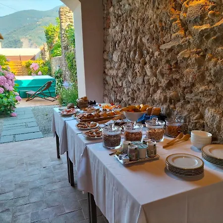 Badia Giulia Prestigious Historical B&b, - Adults Only - No Pets Camaiore