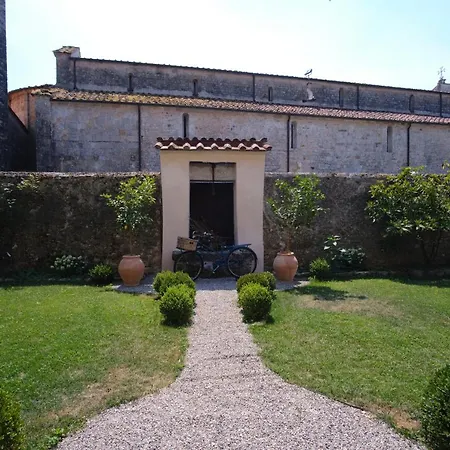 Badia Giulia Prestigious Historical B&b, - Adults Only - No Pets Bed & Breakfast Camaiore
