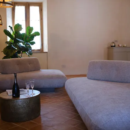 Badia Giulia Prestigious Historical B&b, - Adults Only - No Pets Bed & Breakfast