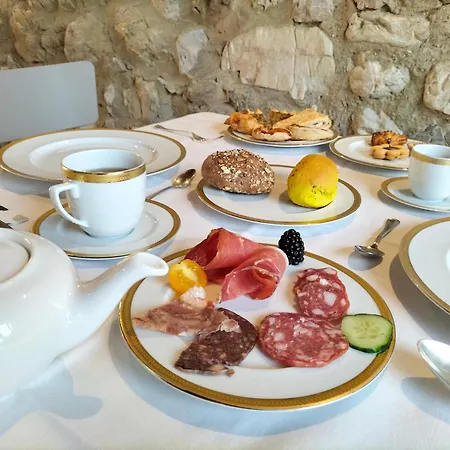 Badia Giulia Prestigious Historical B&b, - Adults Only - No Pets 3*