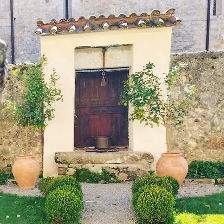 Bed & Breakfast Badia Giulia Prestigious Historical B&b, - Adults Only - No Pets