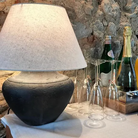 Bed & Breakfast Badia Giulia Prestigious Historical B&b, - Adults Only - No Pets Camaiore