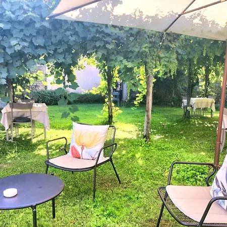 Badia Giulia Prestigious Historical B&b, - Adults Only - No Pets Bed & Breakfast 3*