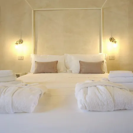 Badia Giulia Prestigious Historical B&b, - Adults Only - No Pets Bed & Breakfast Camaiore