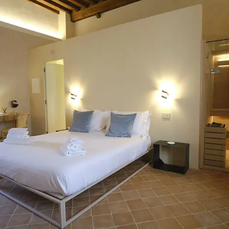 Badia Giulia Prestigious Historical B&b, - Adults Only - No Pets Bed & Breakfast