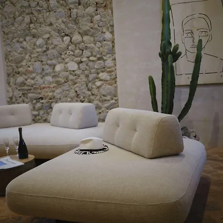 Bed & Breakfast Badia Giulia Prestigious Historical B&b, - Adults Only - No Pets Camaiore