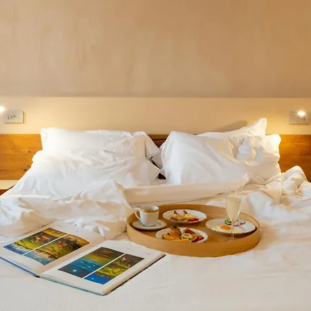 Badia Giulia Prestigious Historical B&b, - Adults Only - No Pets